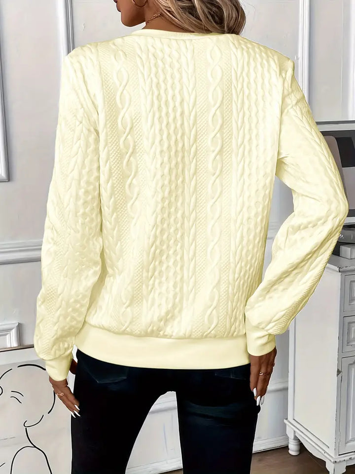 Gracie - Cozy Elegant Sweater
