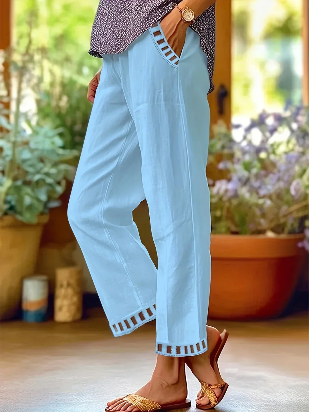 Tracey - Chic Cropped Pants