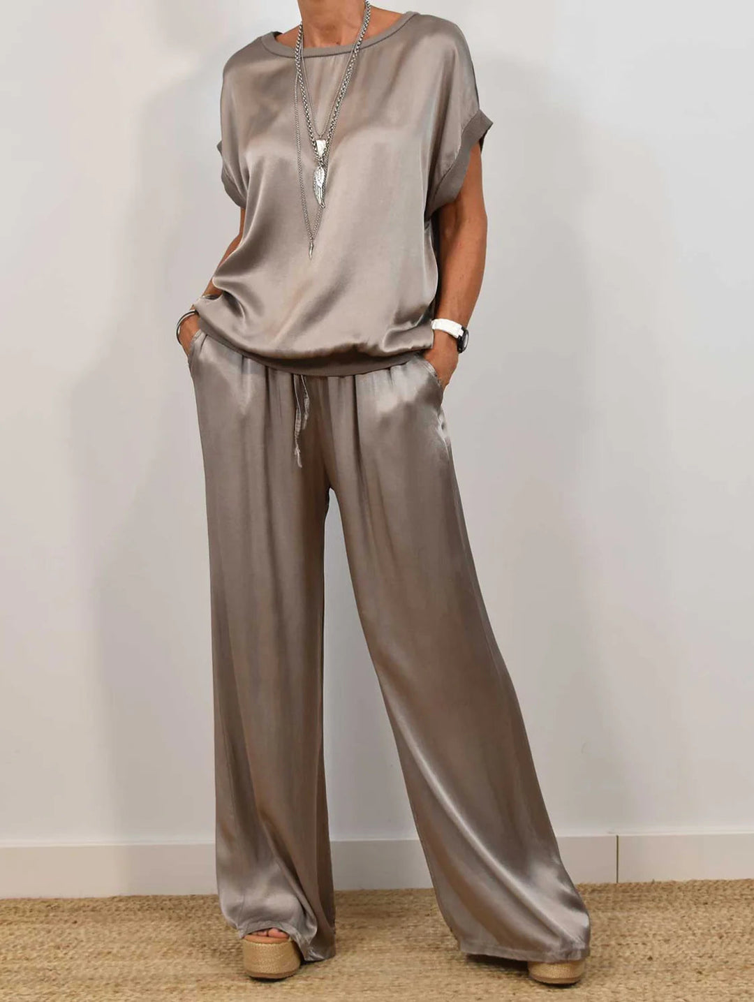 Isla - Effortless Silk Lounge Set
