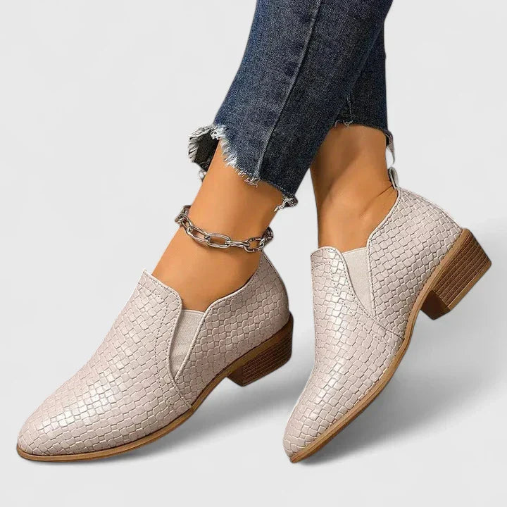 Violeandra - Chaussures Orthopédiques Élégantes
