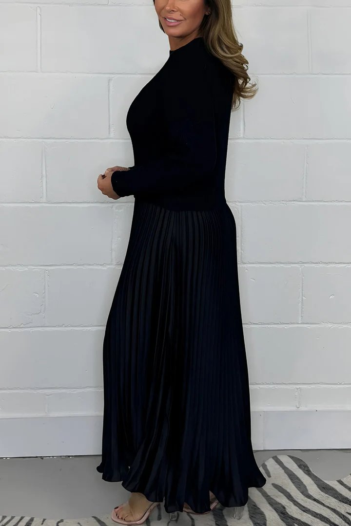 Sophia - Cozy Elegant Ensemble